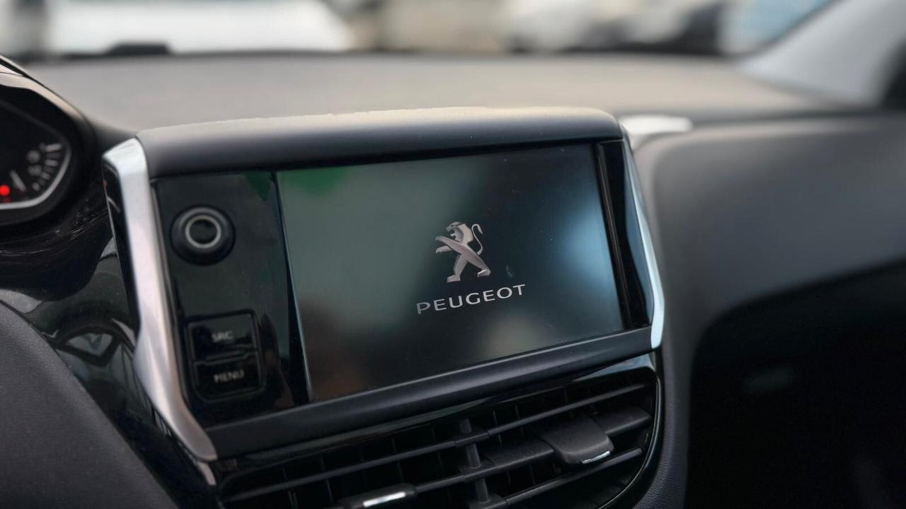 Peugeot 208 1.4 B/GPL 2015 NEOP.