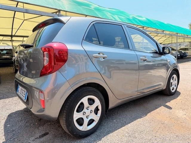 Kia Picanto 1.0 12V 5 porte AMT Urban