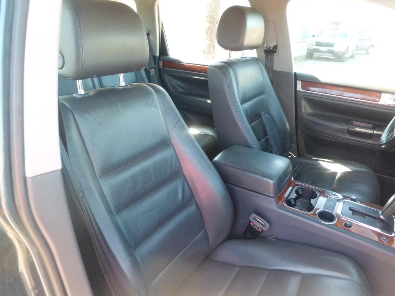 Volkswagen Touareg 3.0 V6 TDI DPF tiptronic Exclusive+MOTORE NEW
