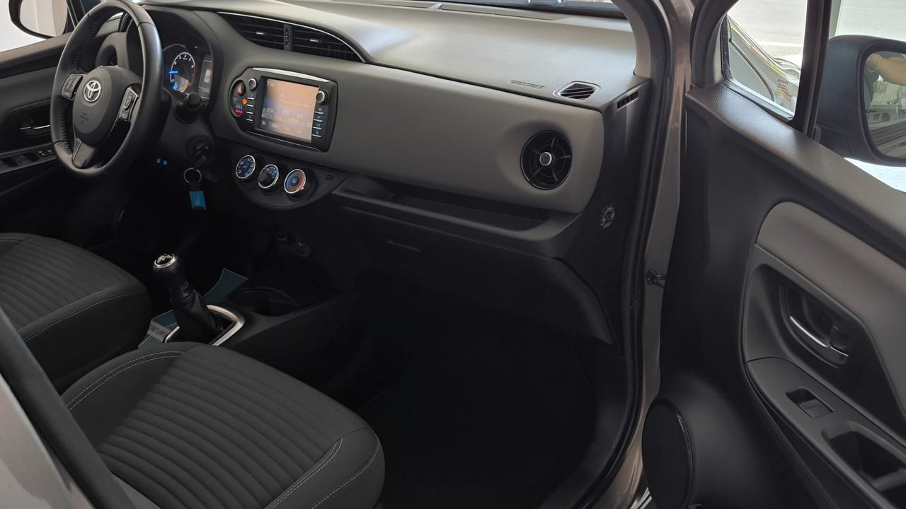Toyota Yaris 1.0 5 porte Lounge