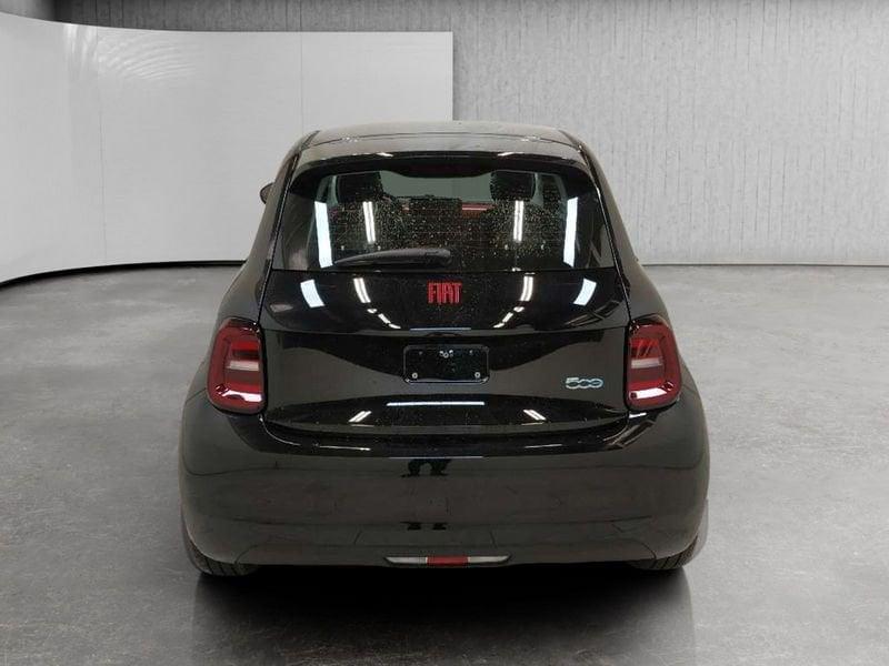FIAT 500 500e 42 kWh (Red)