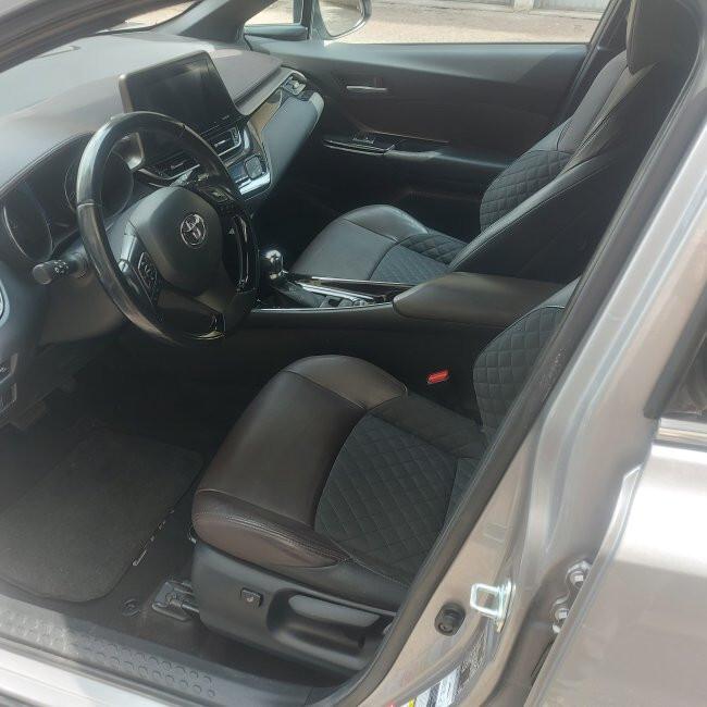 Toyota C-HR 1.8 Hybrid E-CVT Lounge