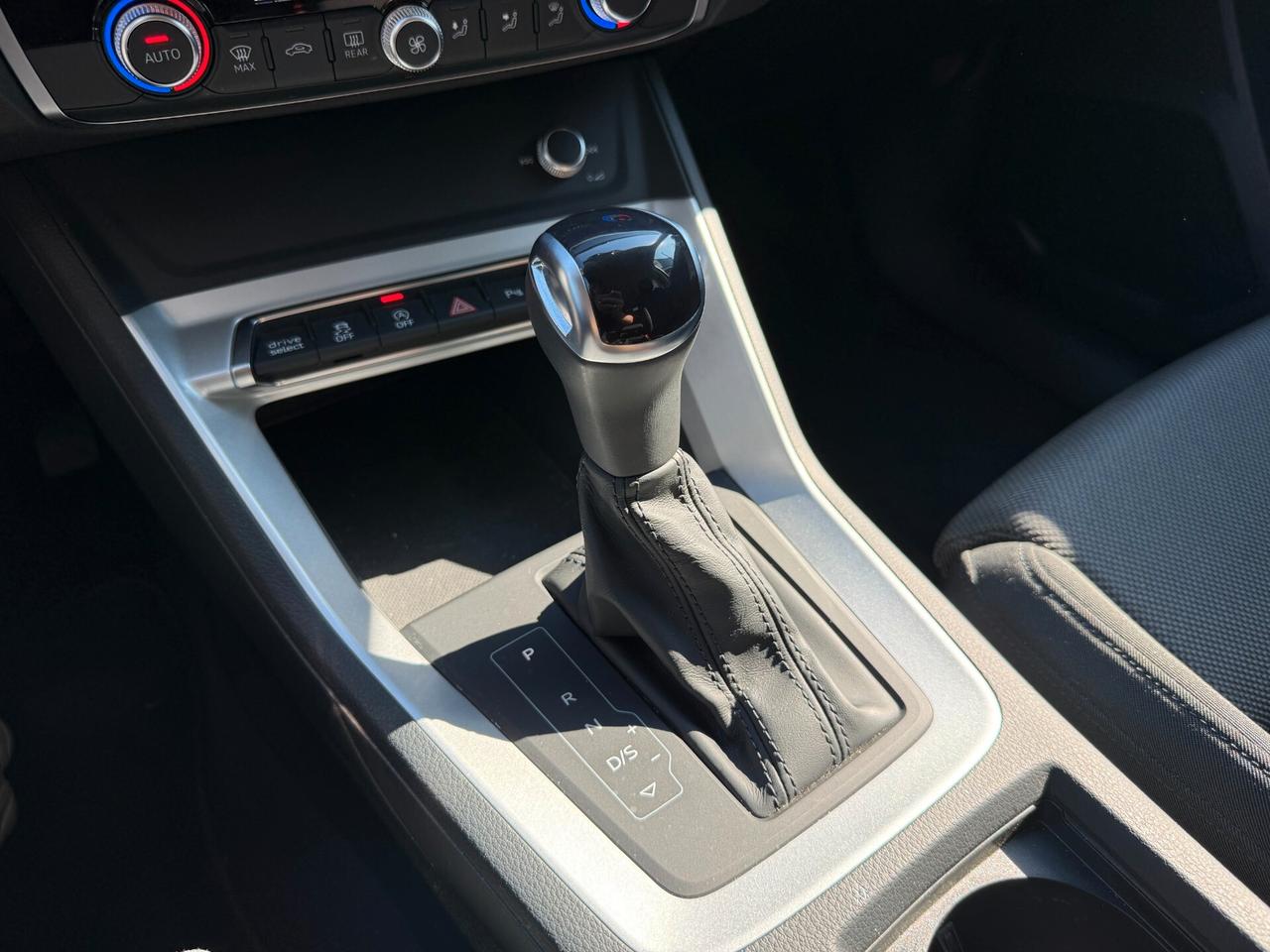 Audi Q3 35 TDI S tronic Business Advanced