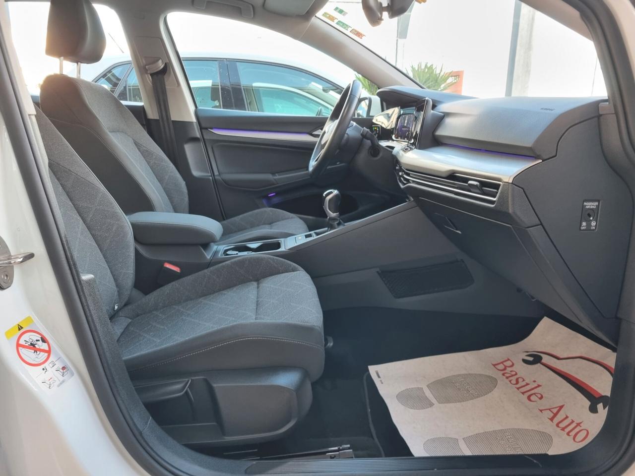 Volkswagen Golf VIII 2.0 tdi Life 115cv