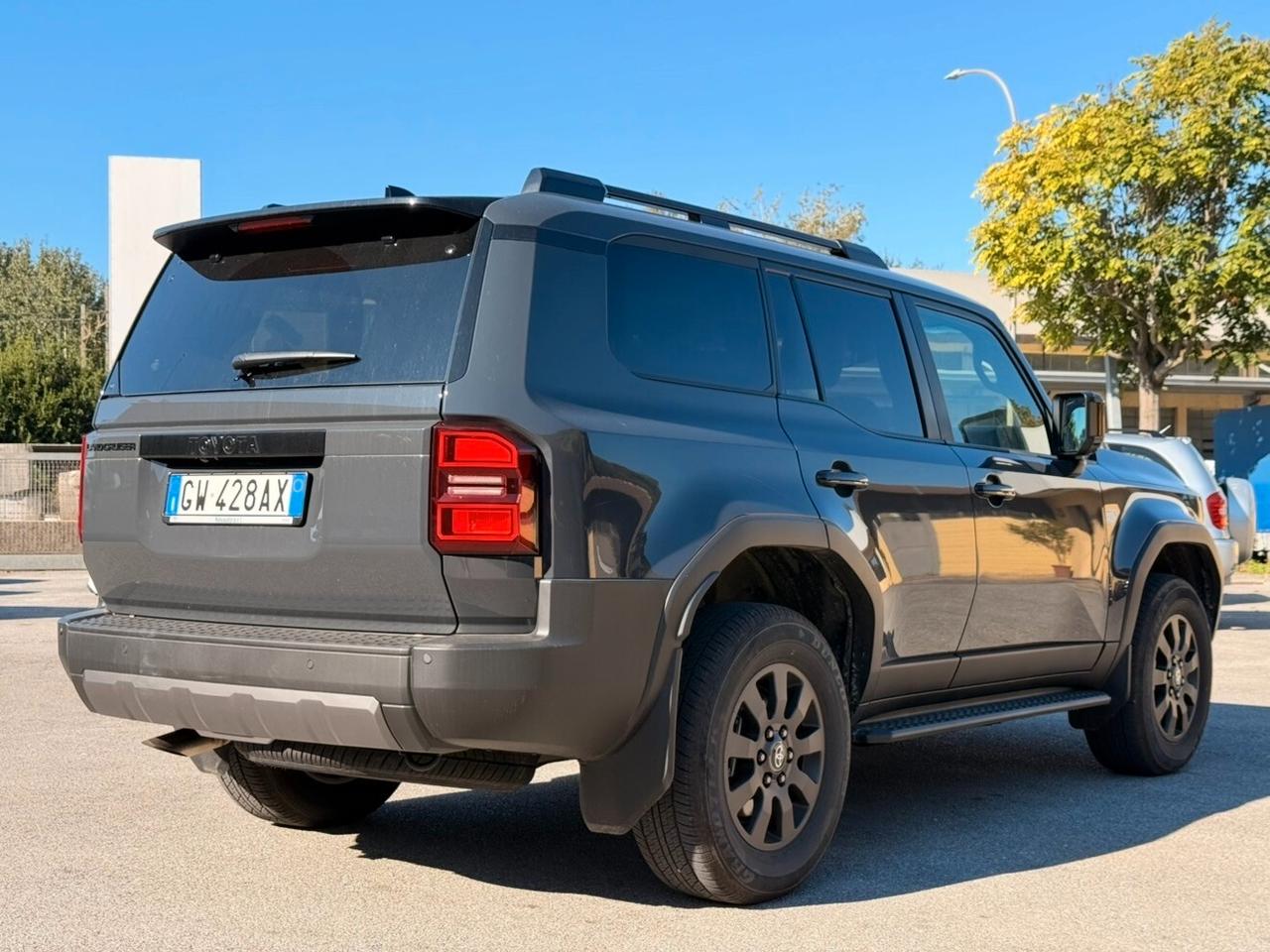 Toyota Land Cruiser 2.8 D4D A/T AWD First Edition
