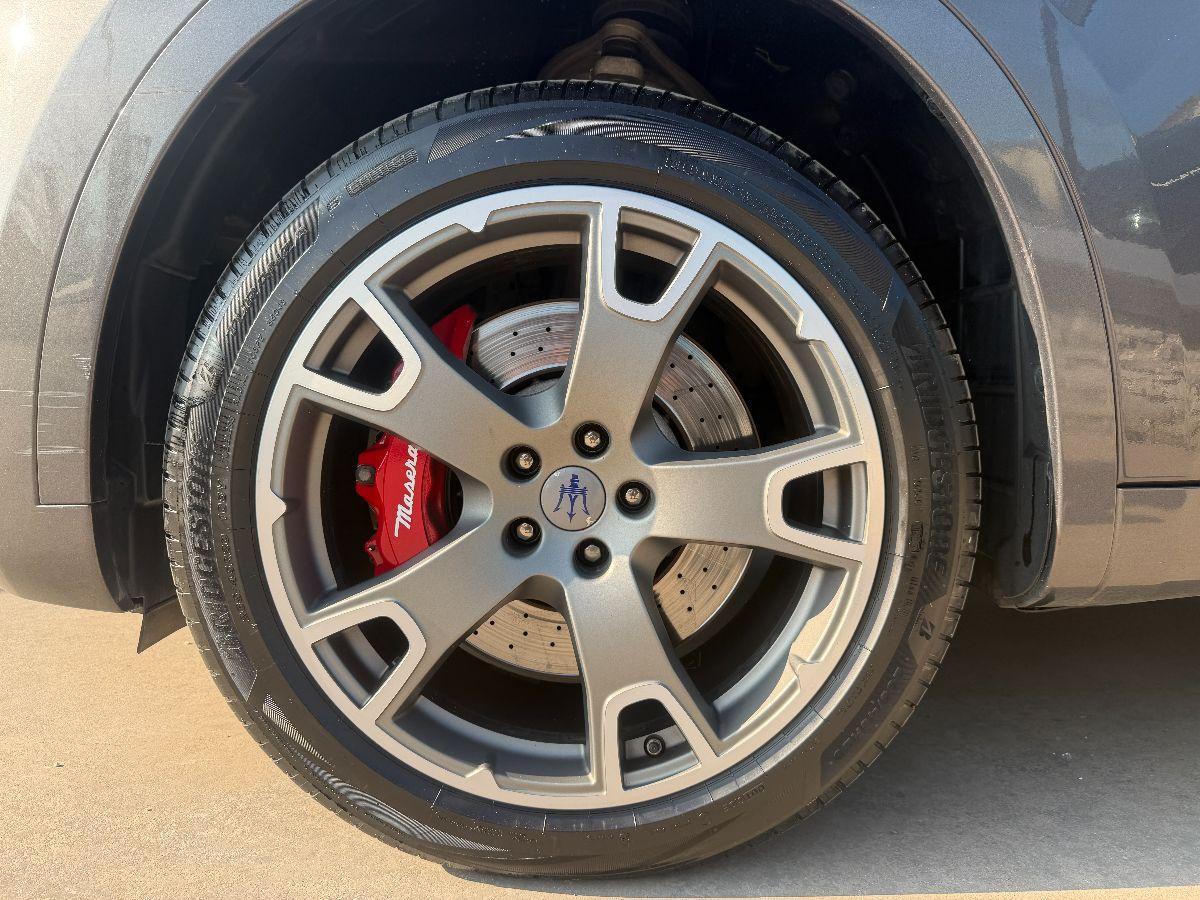 MASERATI - Levante - V6 Diesel 250 CV AWD Gransport