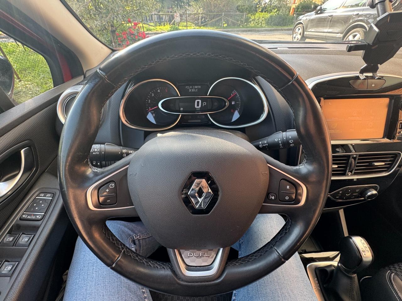 Renault Clio Sporter dCi 8V 90 CV EDC Duel2