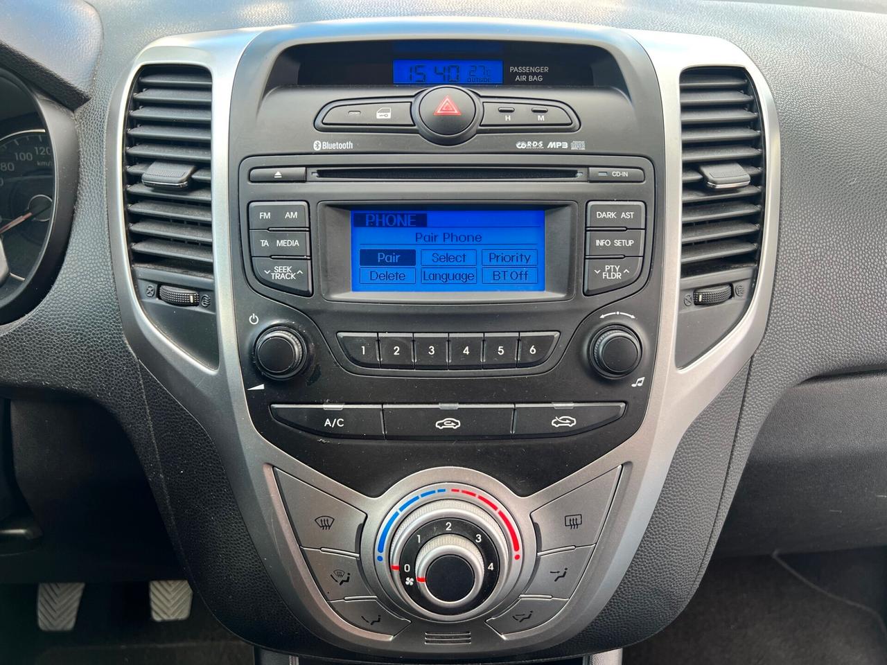 Hyundai iX20 1.4 crdi Comfort 90cv COMFORT PDC/TEL/CLIMA PERF.