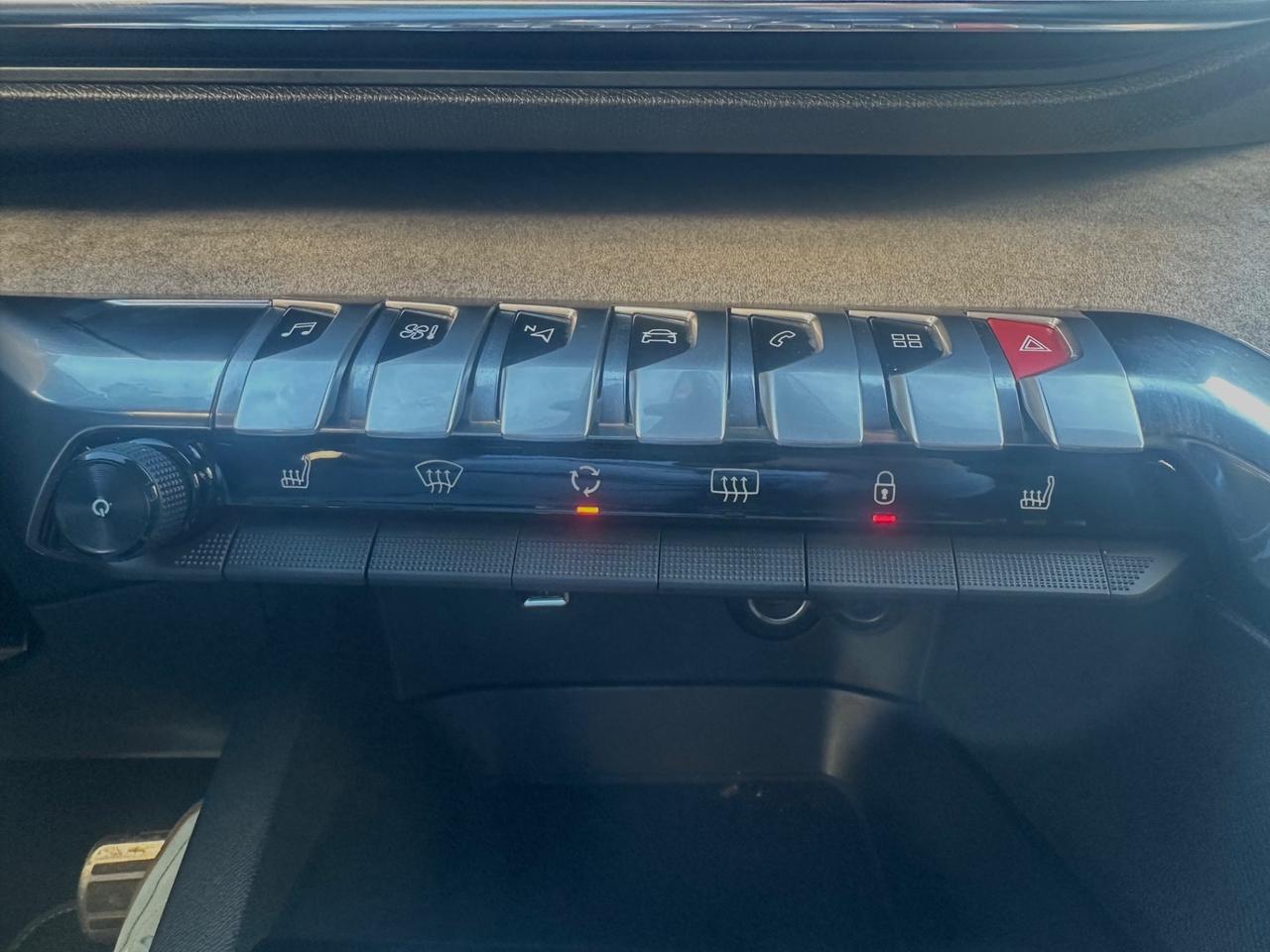 Peugeot 3008 BlueHDi 130 EAT8 GT