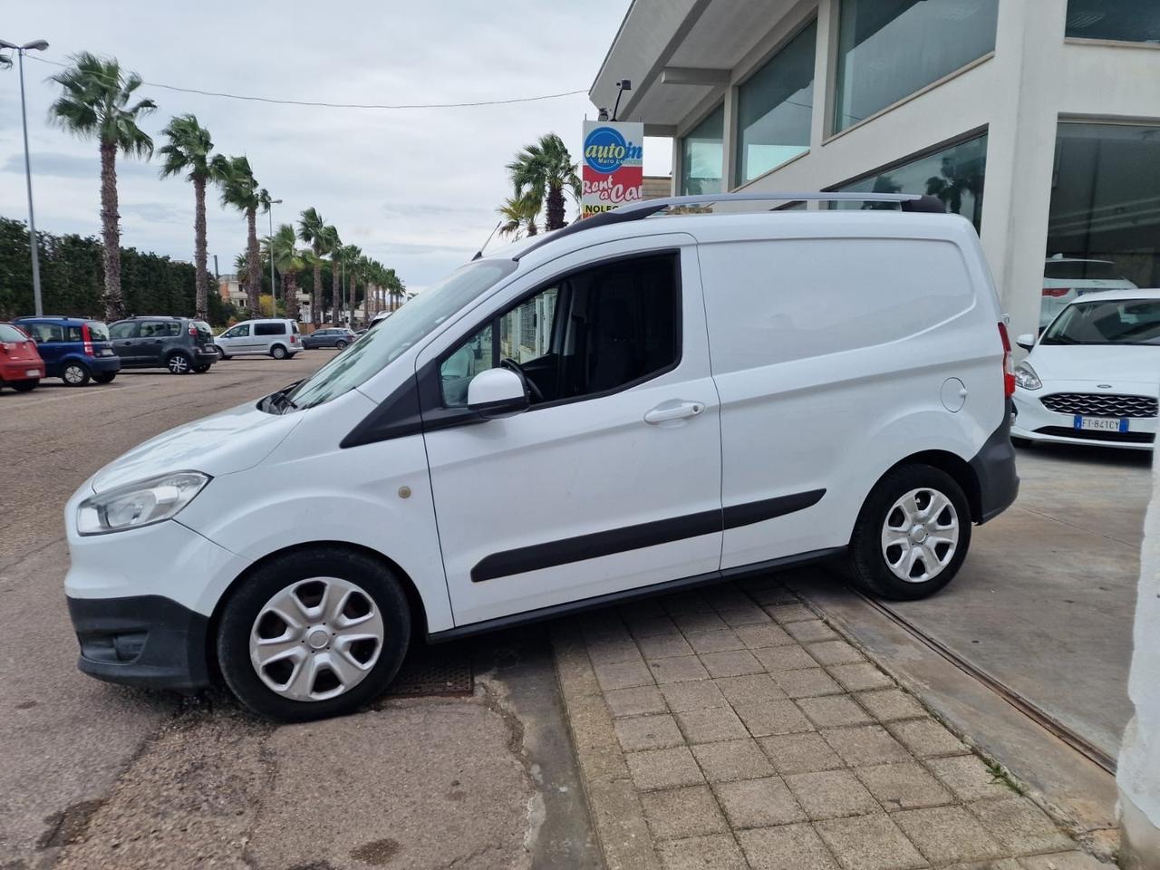 Ford Transit Courier Transit Courier 1.5 TDCi 75CV Van Trend