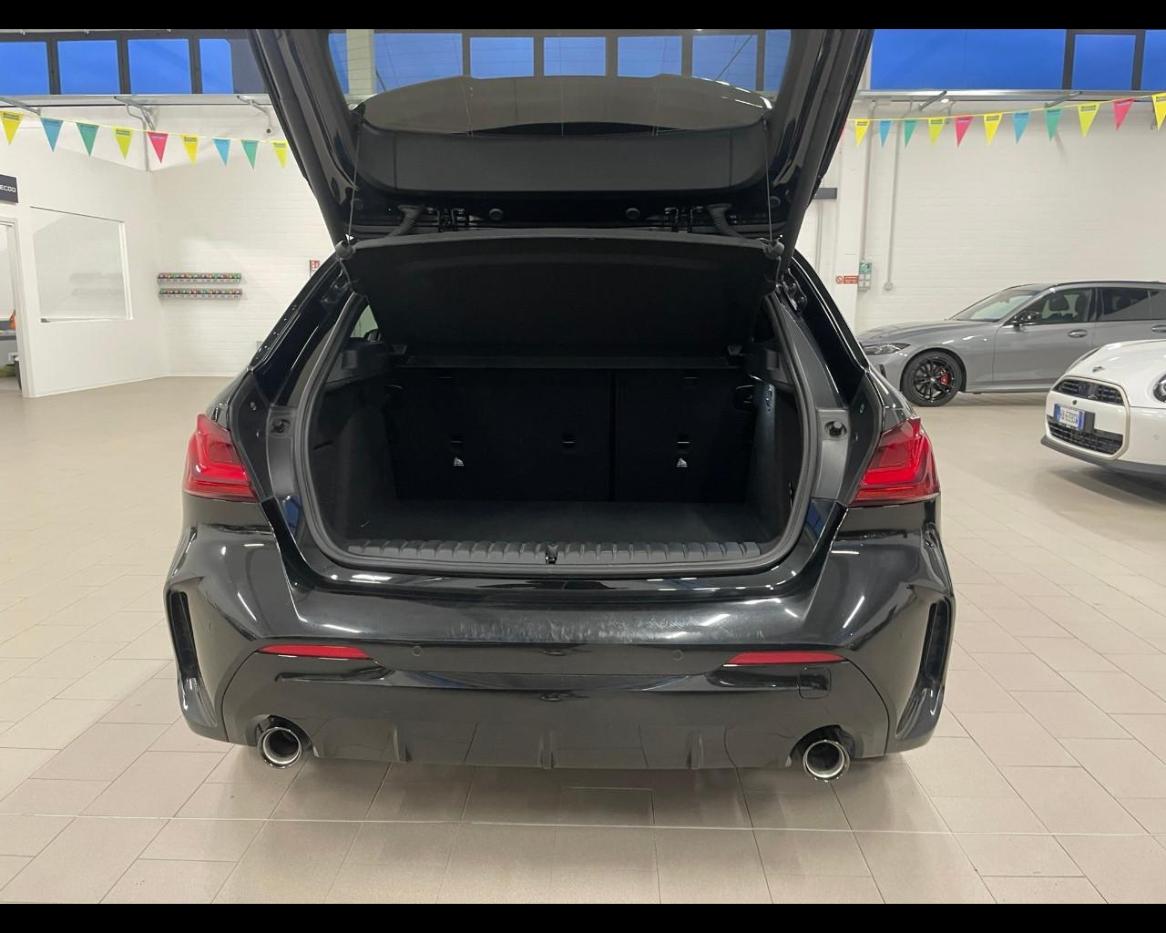 BMW Serie 1 (F40) - 120d 5p. Msport