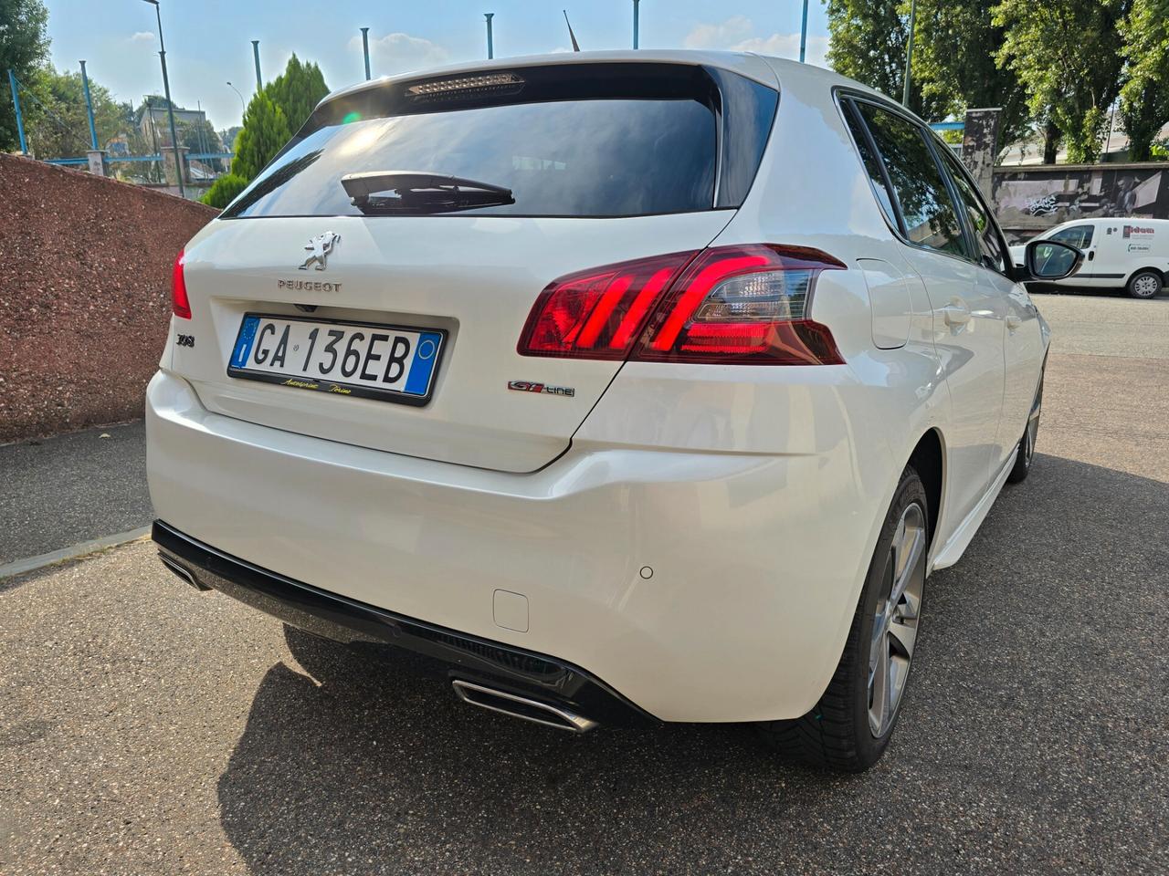 Peugeot 308 BlueHDi 130 GT Line Automatica