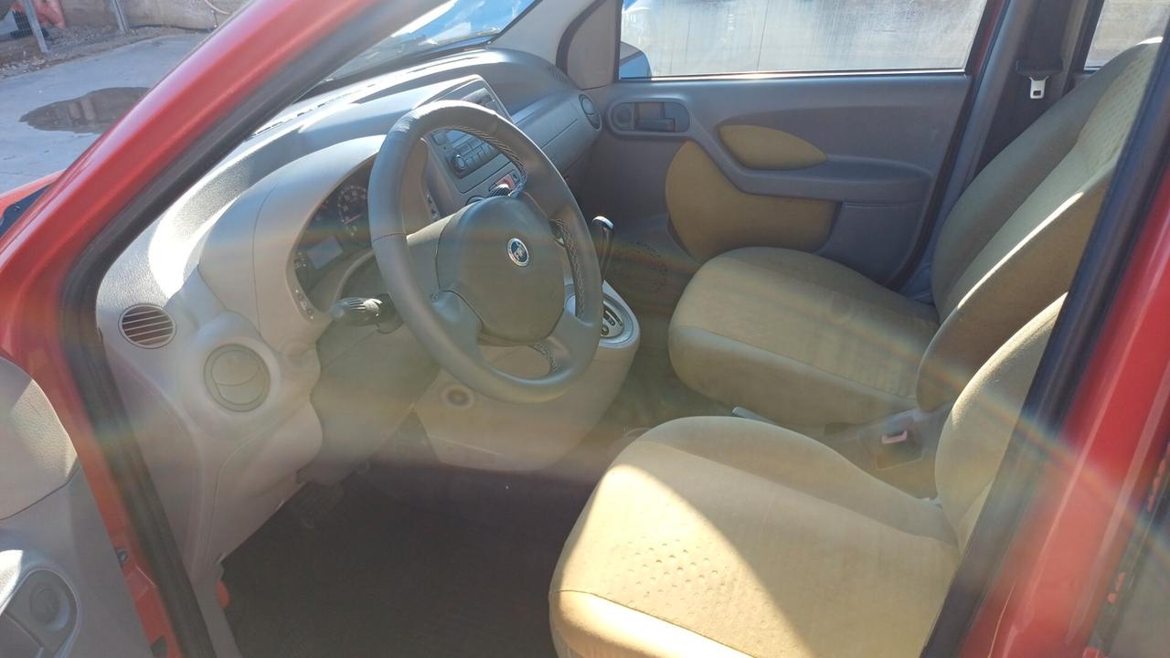 Fiat Panda 1.2 Dualogic