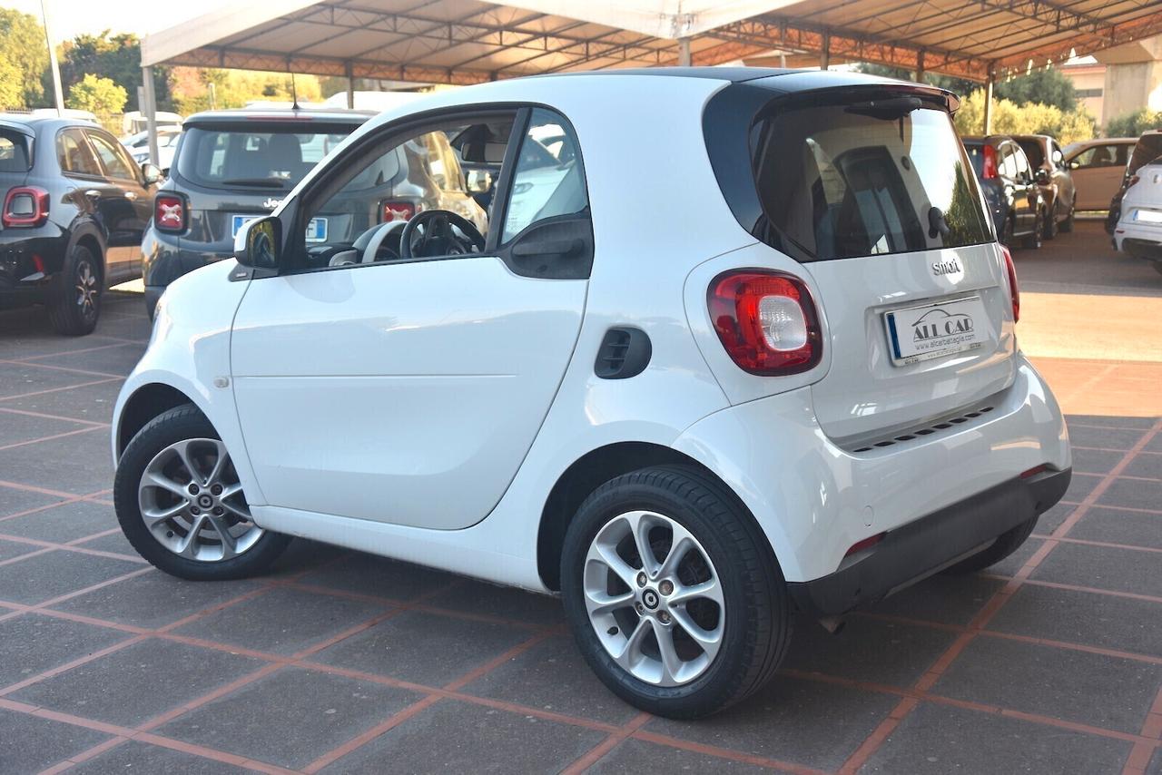 Smart ForTwo 70 1.0 52kw Passion