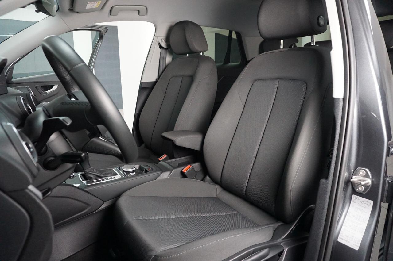 Audi Q2 35 TDI S tronic line Edition
