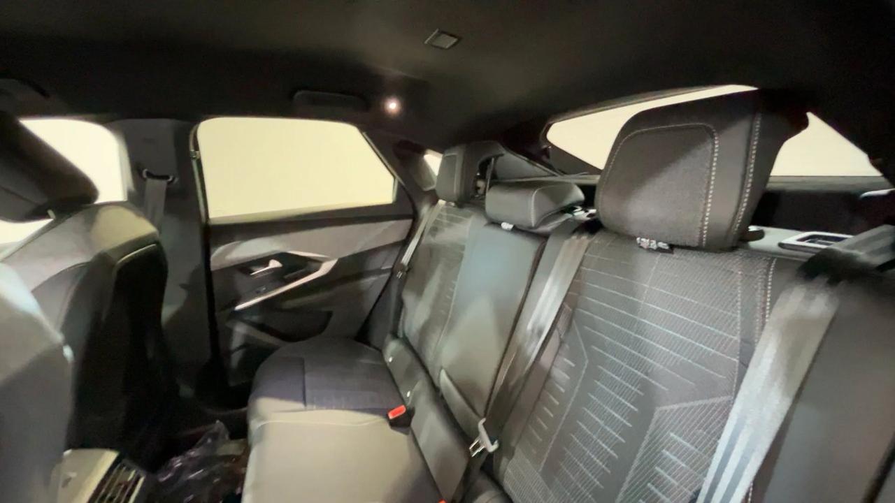 Peugeot 3008 3008 1.2 hybrid GT 145cv e-dcs6