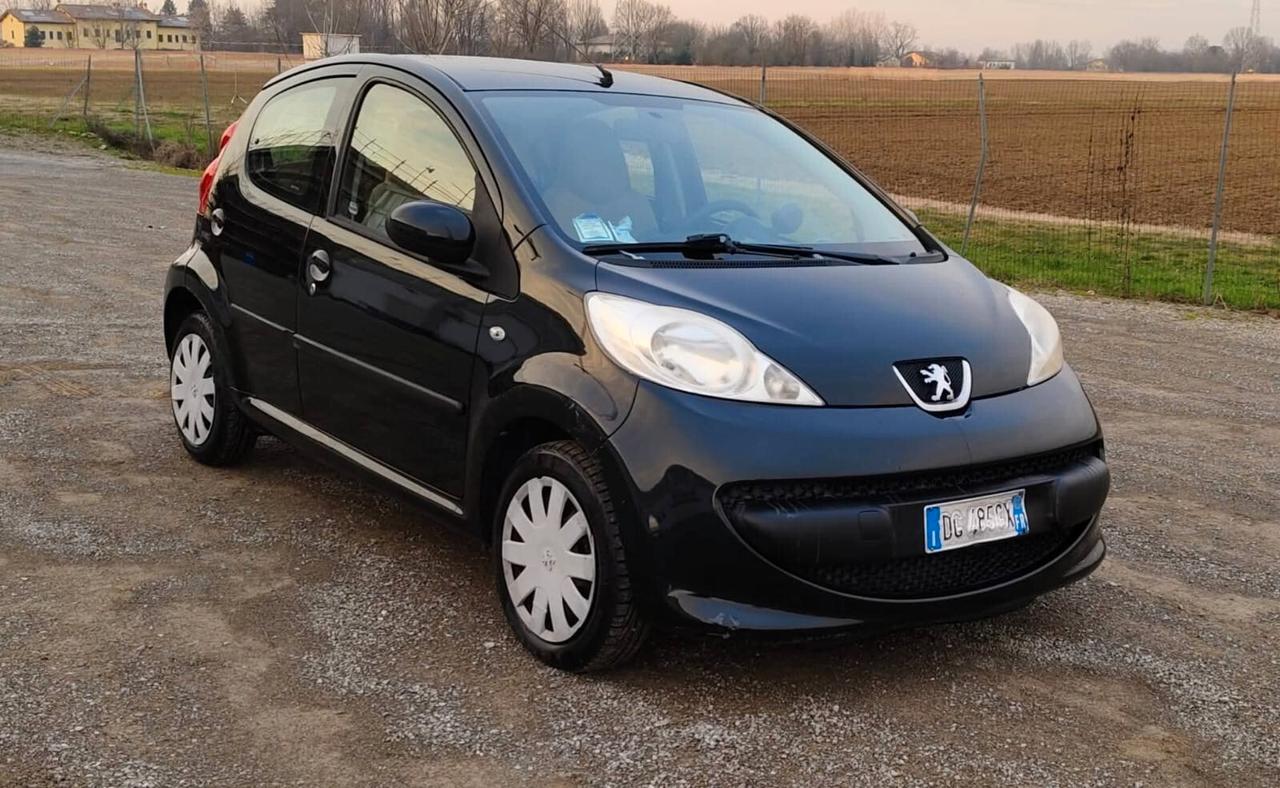 Peugeot 107 1.0 68CV 5p. Desir