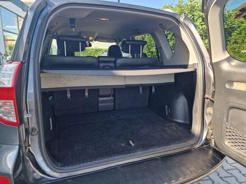 Toyota RAV4 RAV4 2.2 D-Cat 177 CV Luxury