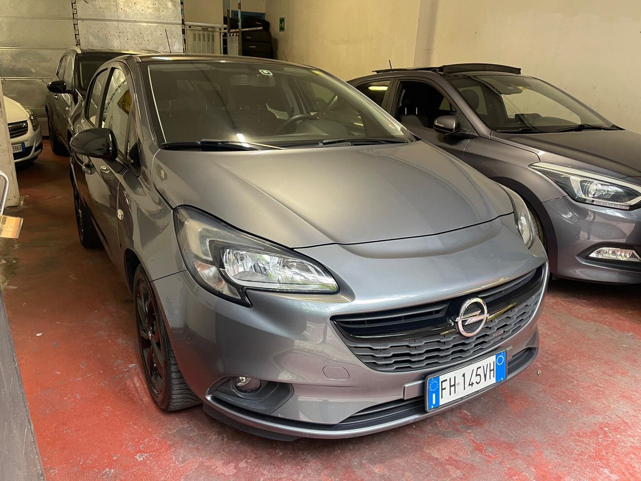 Opel Corsa 1.2 5 porte b-Color