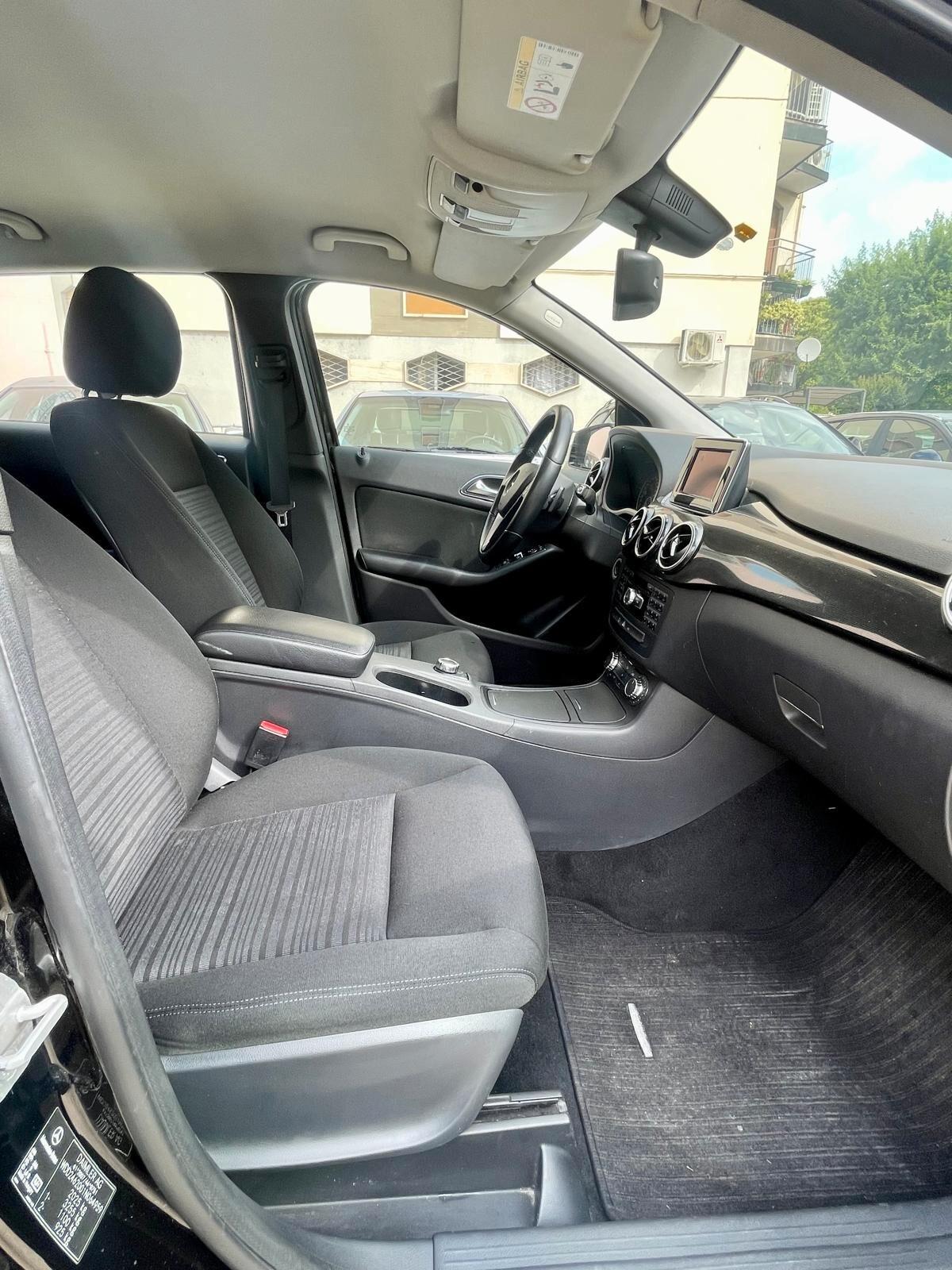 Mercedes-benz B 180 CDI Automatic