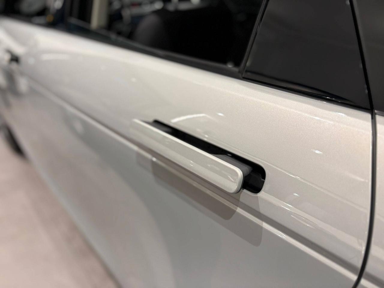 Land Rover Evoque 2.0D AWD 163 CV -2021