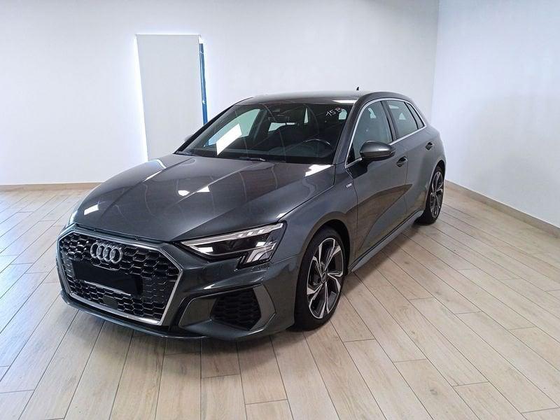 Audi A3 4ª serie SPB 30 TDI S tronic S line edition