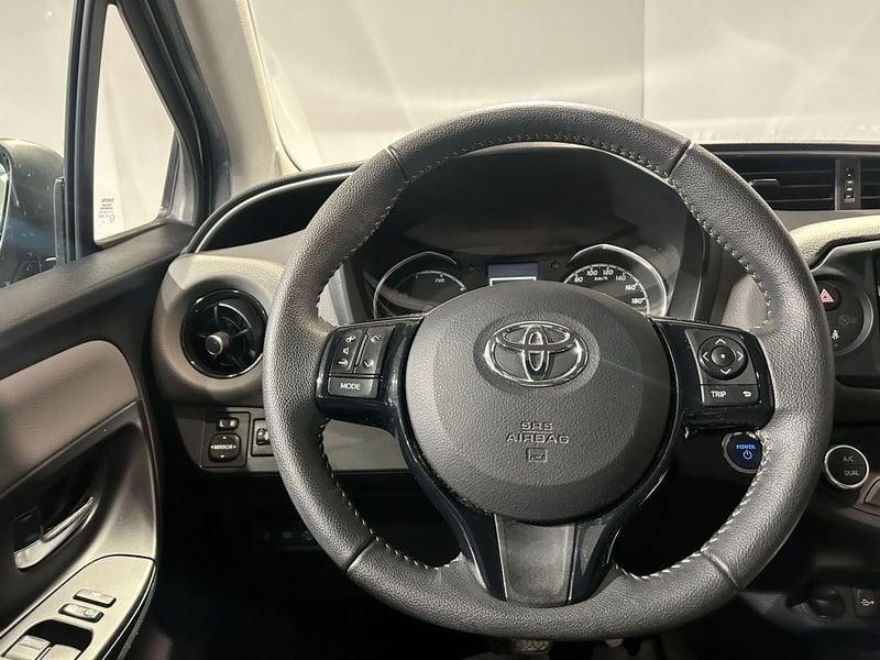Toyota Yaris 1.5 Hybrid 5 porte Active AREA C FREE + CERCHI IN LEGA + CAR PLAY