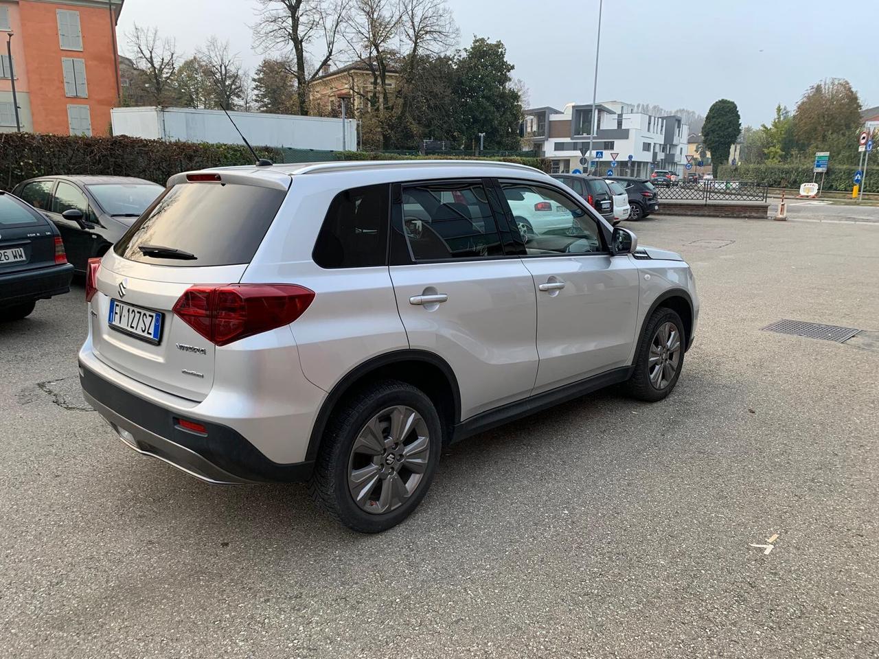 Suzuki Vitara 1.0 Boosterjet 4WD AllGrip Starview-4X4-