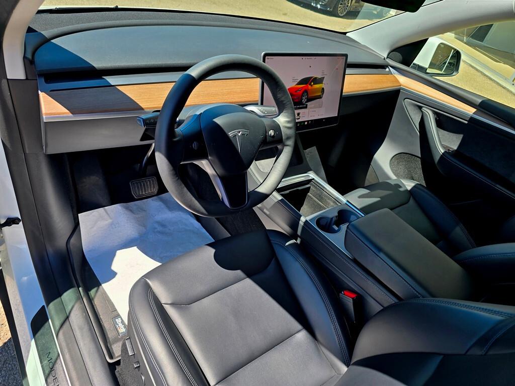 Tesla Model Y DUAL MOTOR Long Range AWD 534 CV