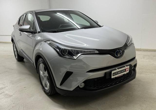 TOYOTA C-HR 1.8 Hybrid E-CVT Business