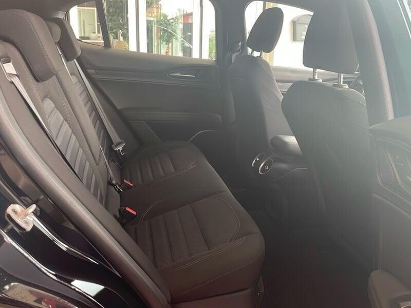 Alfa Romeo Stelvio 2.2 TD 160 CV Super AT8 RWD