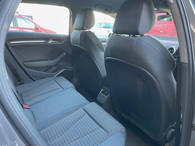 Audi A3 Sedan 1.5 TFSI S tronic Sport