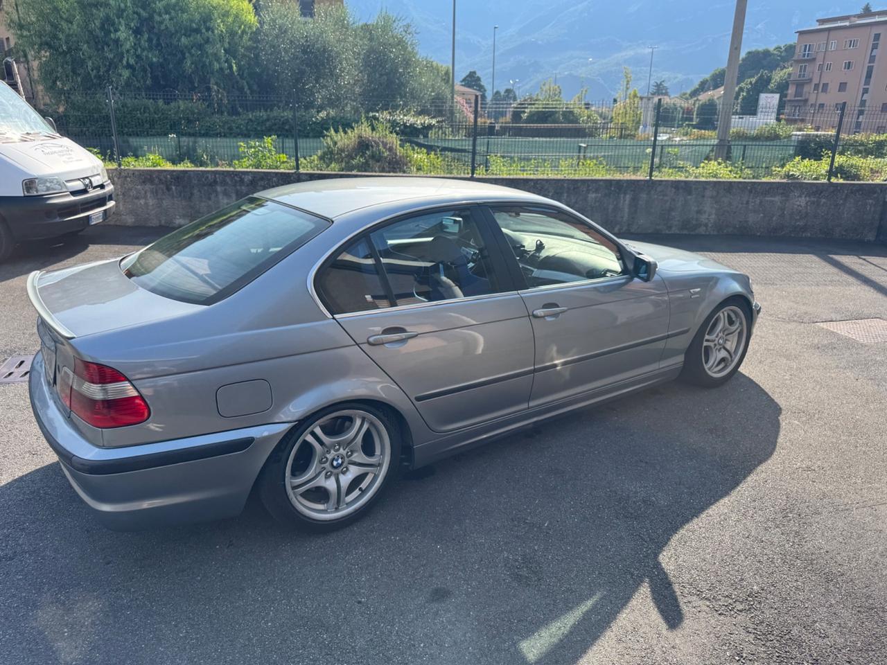 Bmw 330 330d turbodiesel cat 4 porte Futura