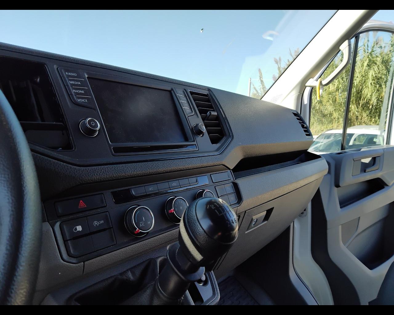 VOLKSWAGEN Crafter II 30 E6 2017 - crafter 30 2.0 tdi 140cv L3H3 Business