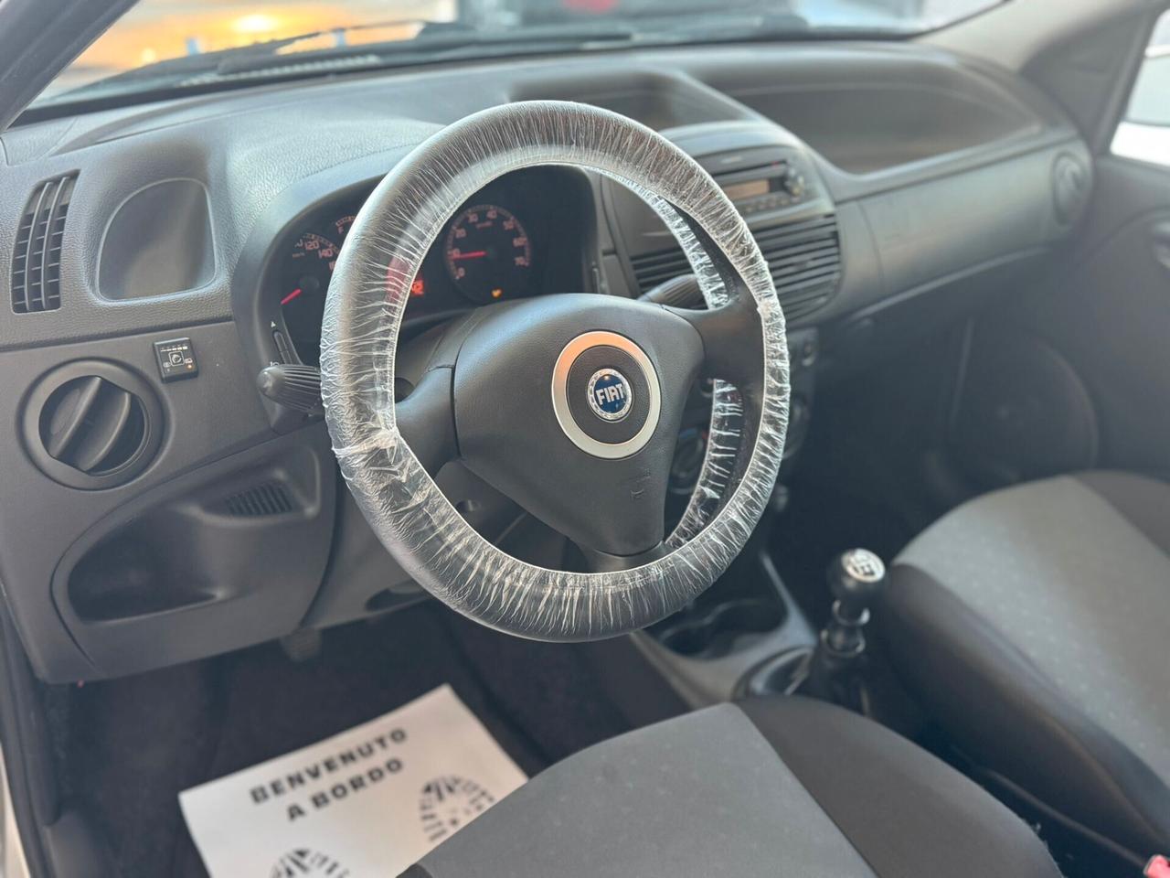 Fiat Punto 1.2 5 porte Active Natural Power