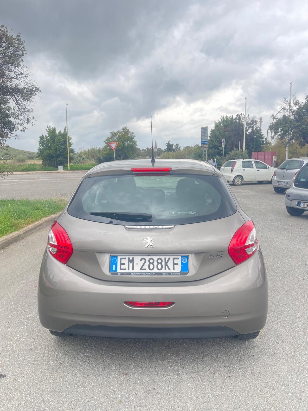 Peugeot 208 1.4 HDi 68 CV 5 porte Active