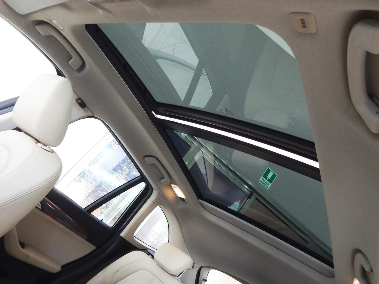 BMW X1 xdrive20d xLine Aut. TETTO-NAVI-PELLE-PARK-XENON