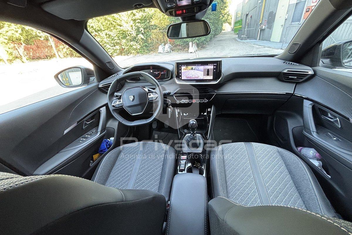 PEUGEOT 2008 PureTech 100 S&S Allure
