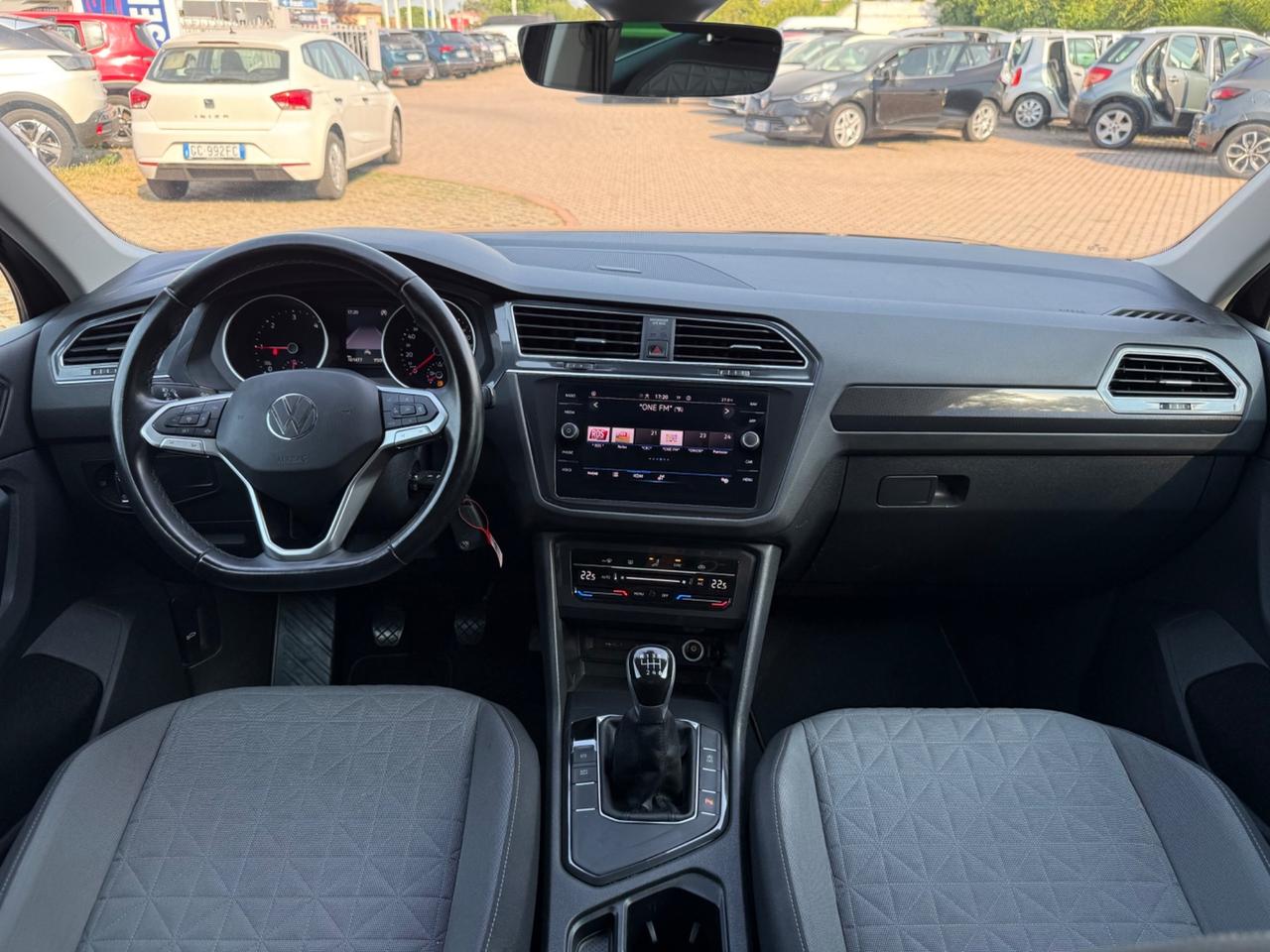 Volkswagen Tiguan 2.0 TDI SCR Life OK NEOPATENTATI in arrivo