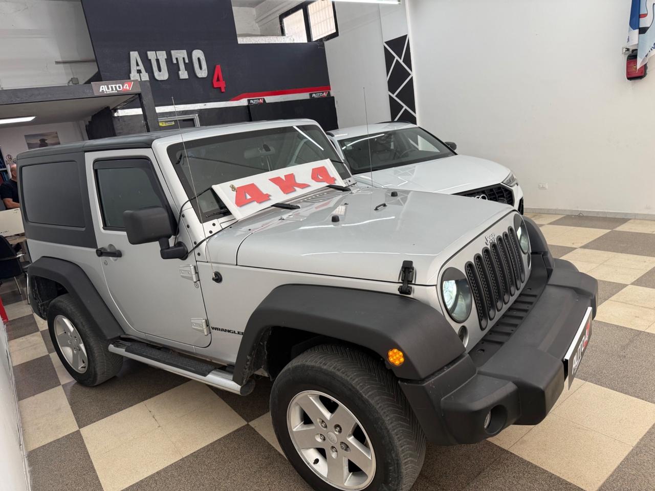 Jeep Wrangler Unlimited 2.8 CRD DPF full optional