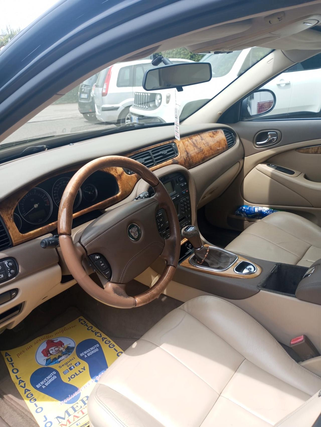 Jaguar S-Type (X206) 2.7 diesel V6 cat Classic