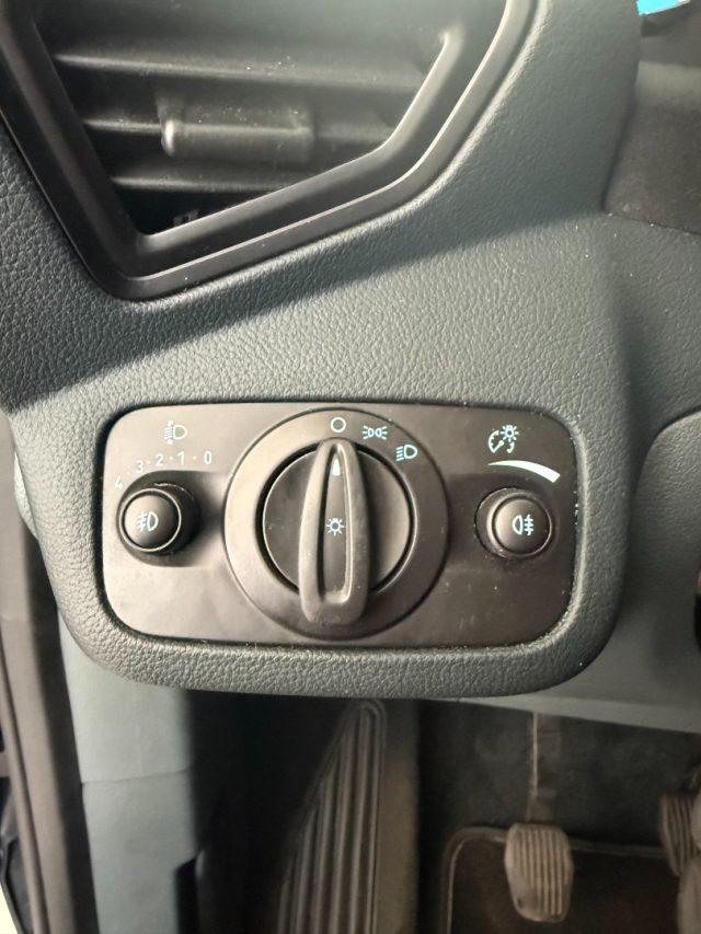 FORD C-Max 1.6 120CV GPL Titanium