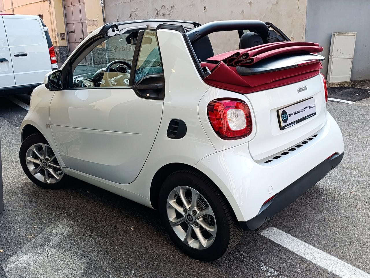 Smart ForTwo 70 1.0 twinamic cabrio Capote Rossa