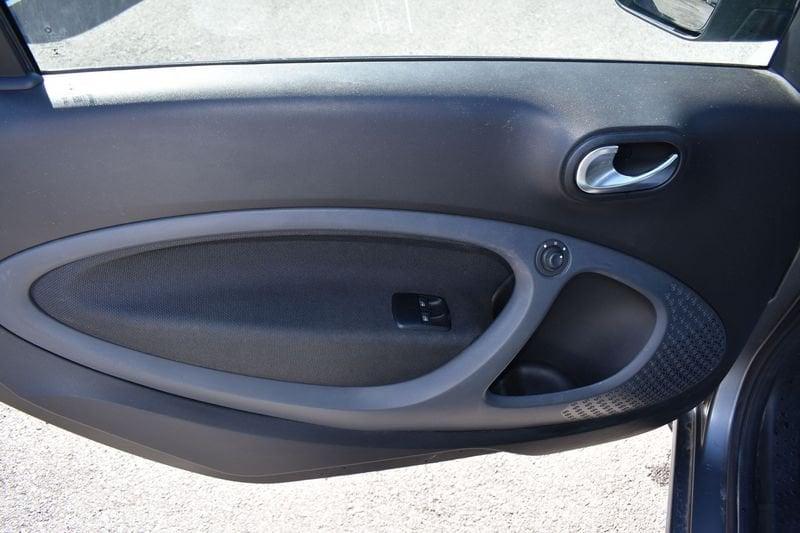 smart fortwo 70 1.0 52kW prime