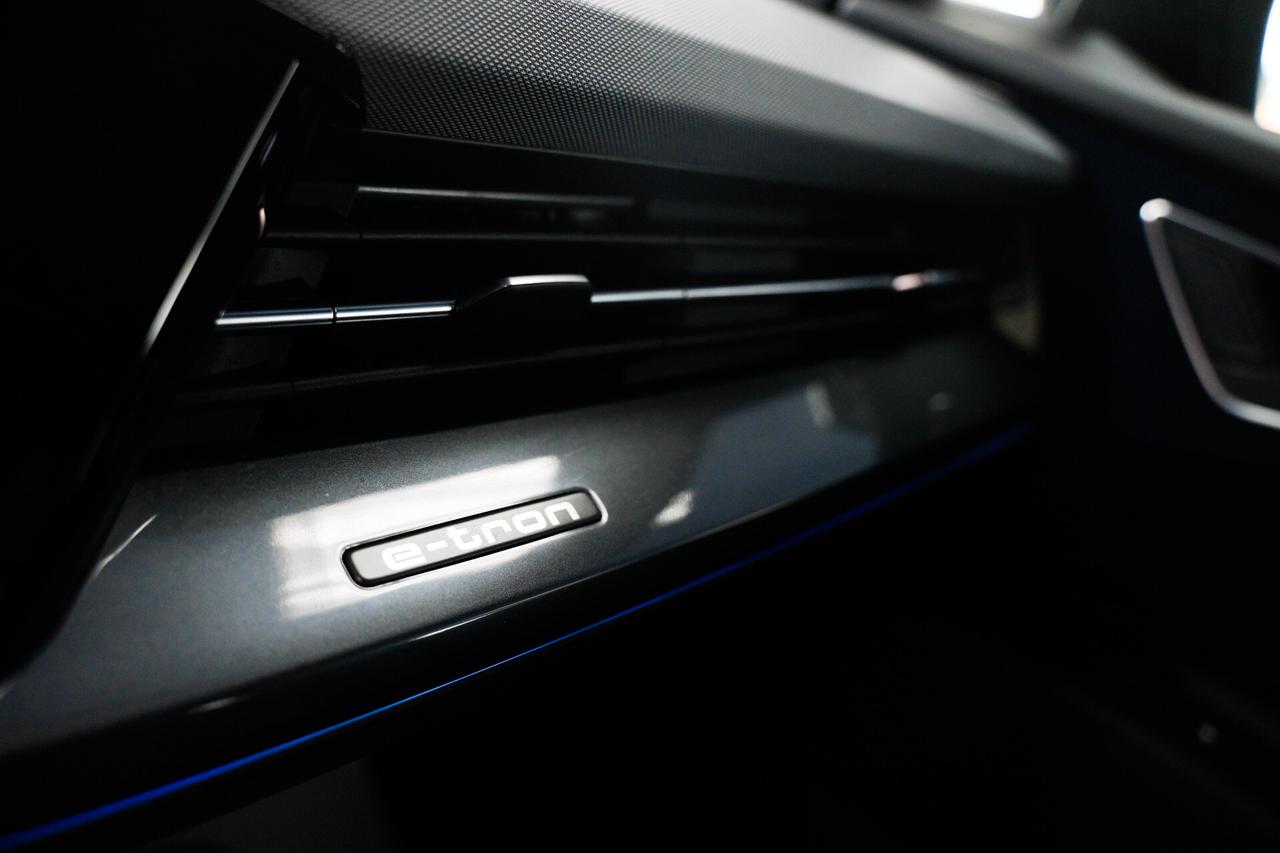 Audi Q4 45 e-tron quattro S line edition