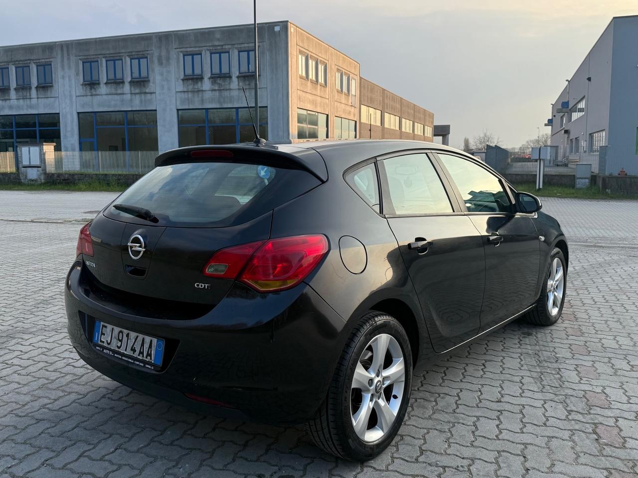 Opel Astra 1.7 CDTI 110CV 5 porte Cosmo