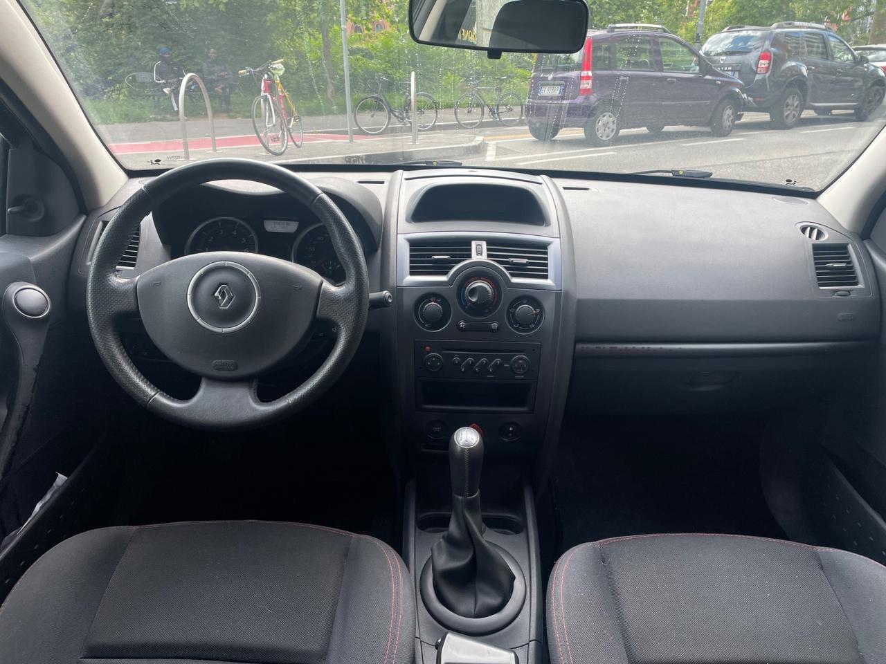 Renault Mégane 1.6 16V 5p/1PROP/GARANZIA 12 MESI