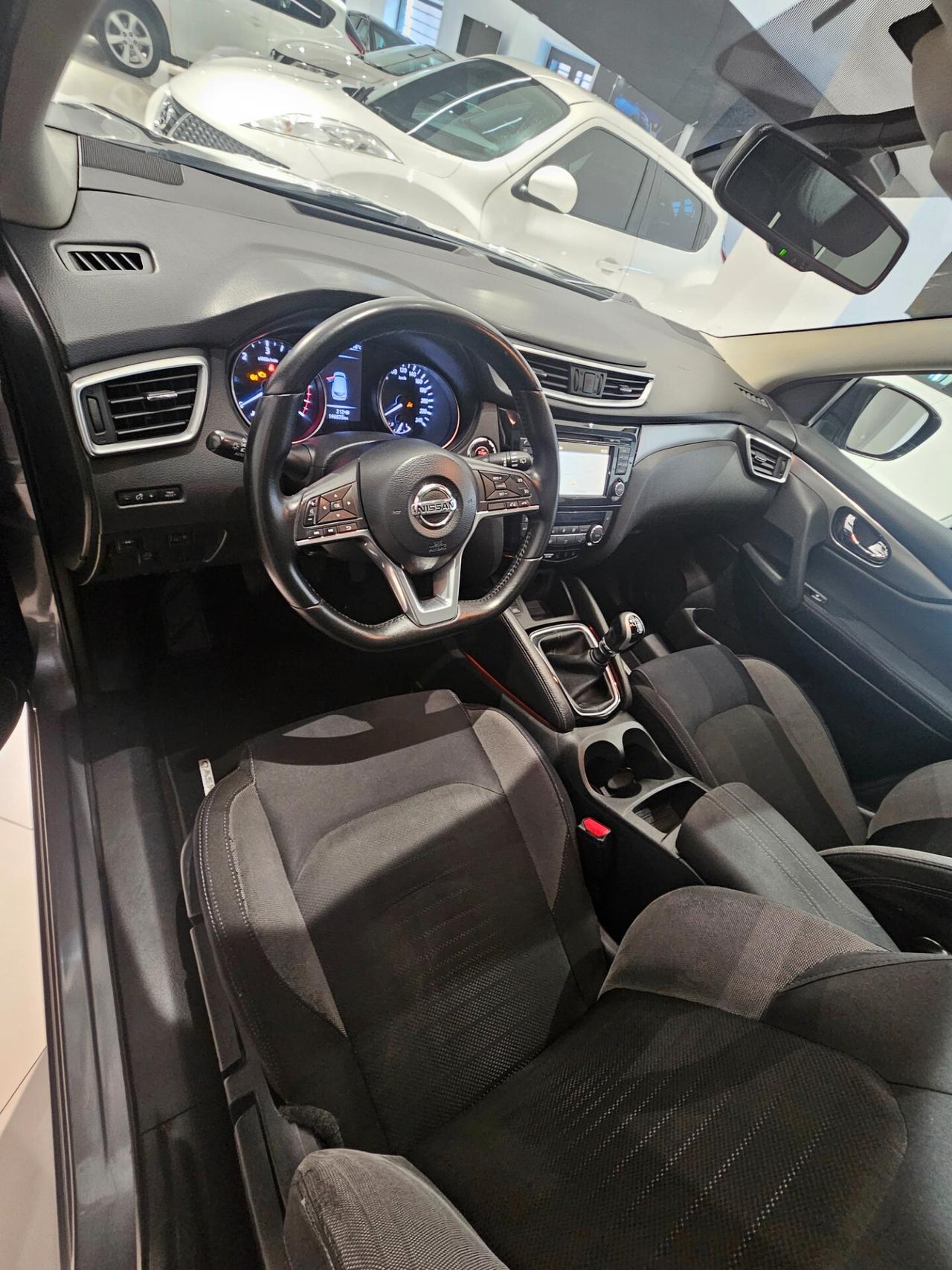 Nissan Qashqai 1.5 dCi N-Connecta