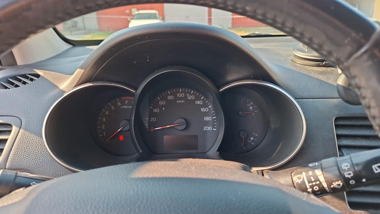Kia Picanto 1.0 12V EcoGPL 5 porte Glam
