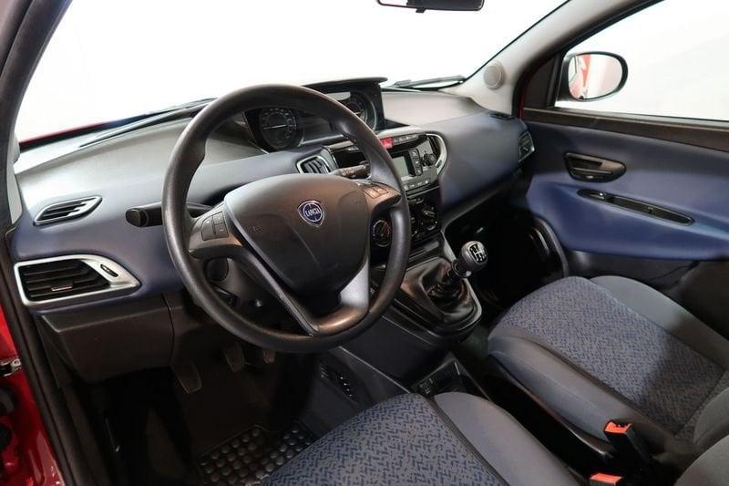 Lancia Ypsilon Ypsilon 1.0 firefly hybrid ORO s&s 70cv 5p.ti